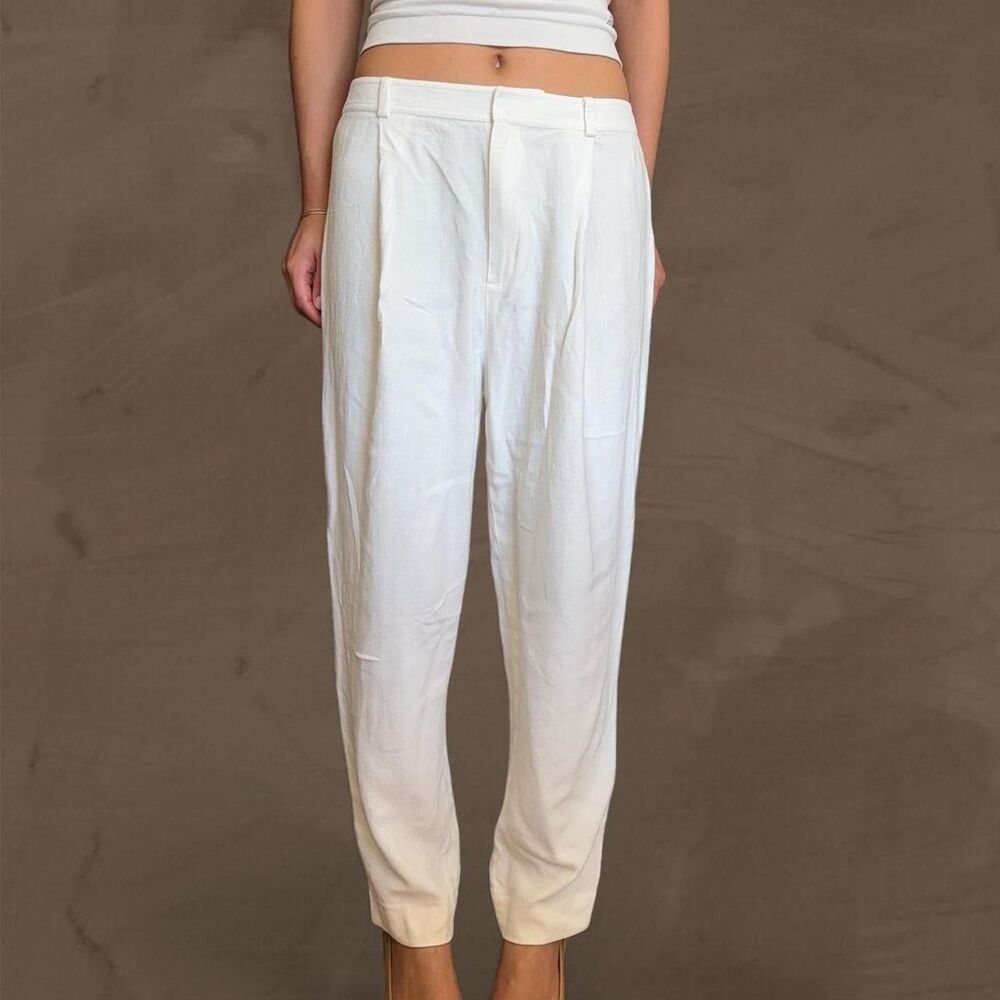 Linen white pants pleated Ellen Tracy size 12